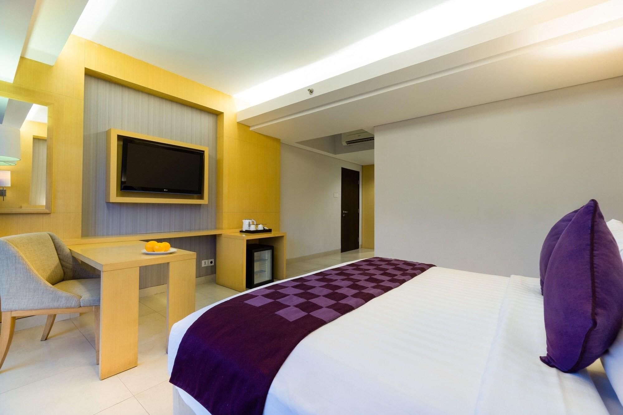 Quest Hotel Kuta By Aston Kültér fotó
