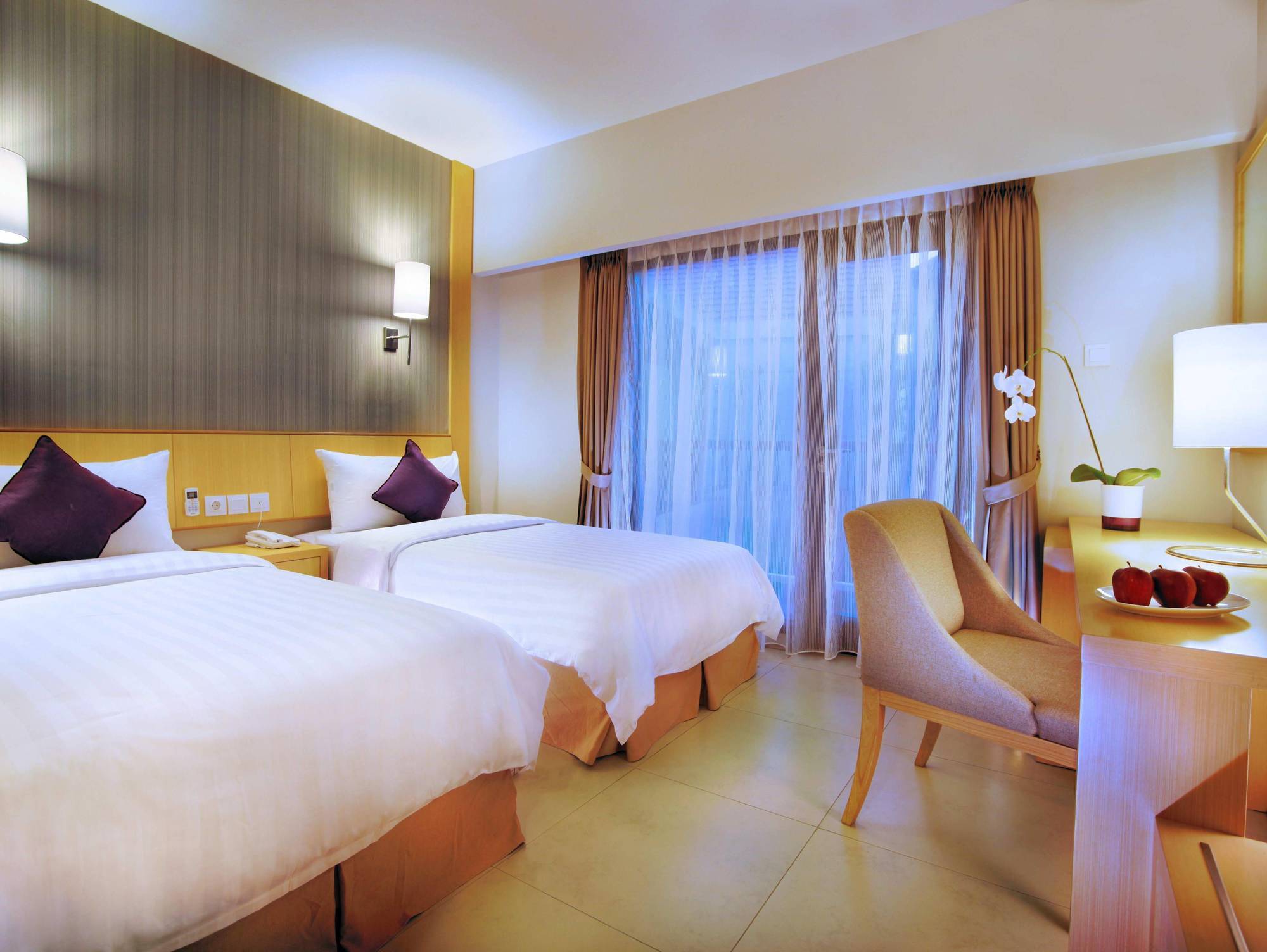 Quest Hotel Kuta By Aston Kültér fotó