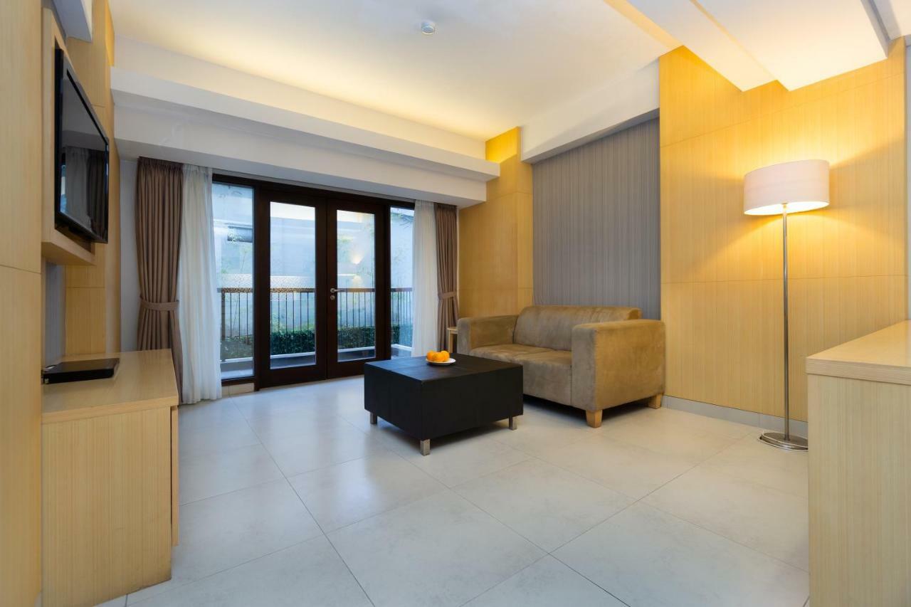 Quest Hotel Kuta By Aston Kültér fotó